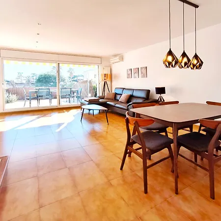 Casa Con Vistas Al Mar En Barcelona Premia De Dalt